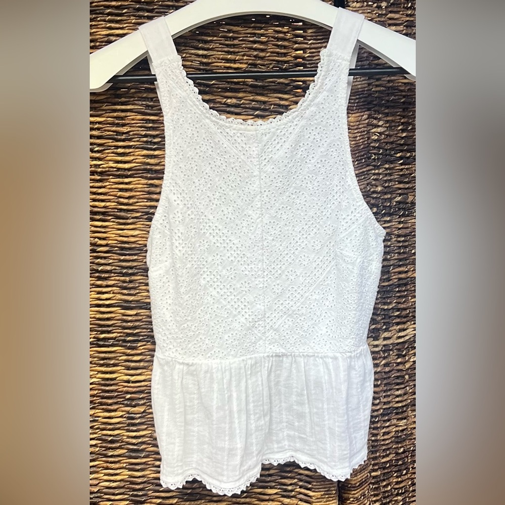 American Eagle- White Sleeveless Button Strap‎ Top- Size: Small